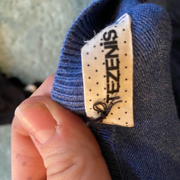 Cardigan - Picture 2 of 3